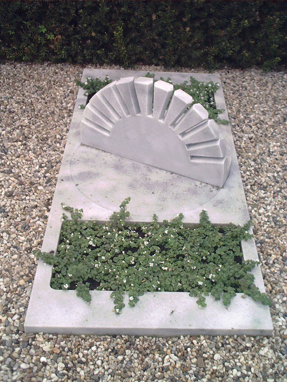 Ambachtelijk grafmonument AN (AM004)