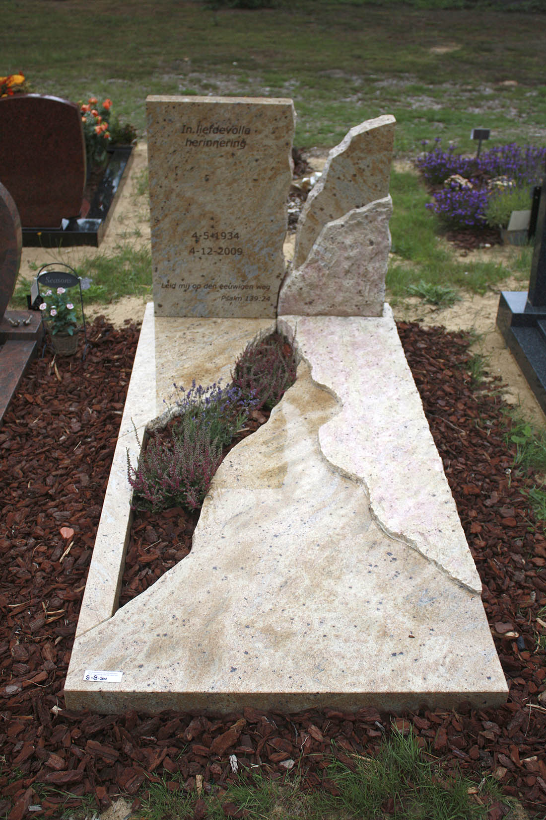 Ambachtelijk grafmonument BSK (AM015)