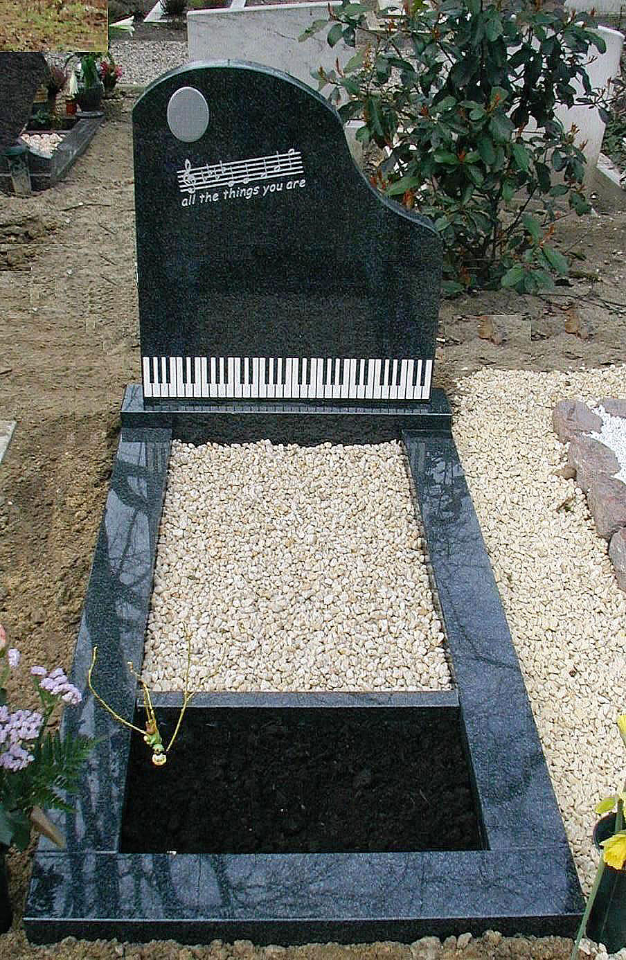Ambachtelijk grafmonument SJ (AM021)